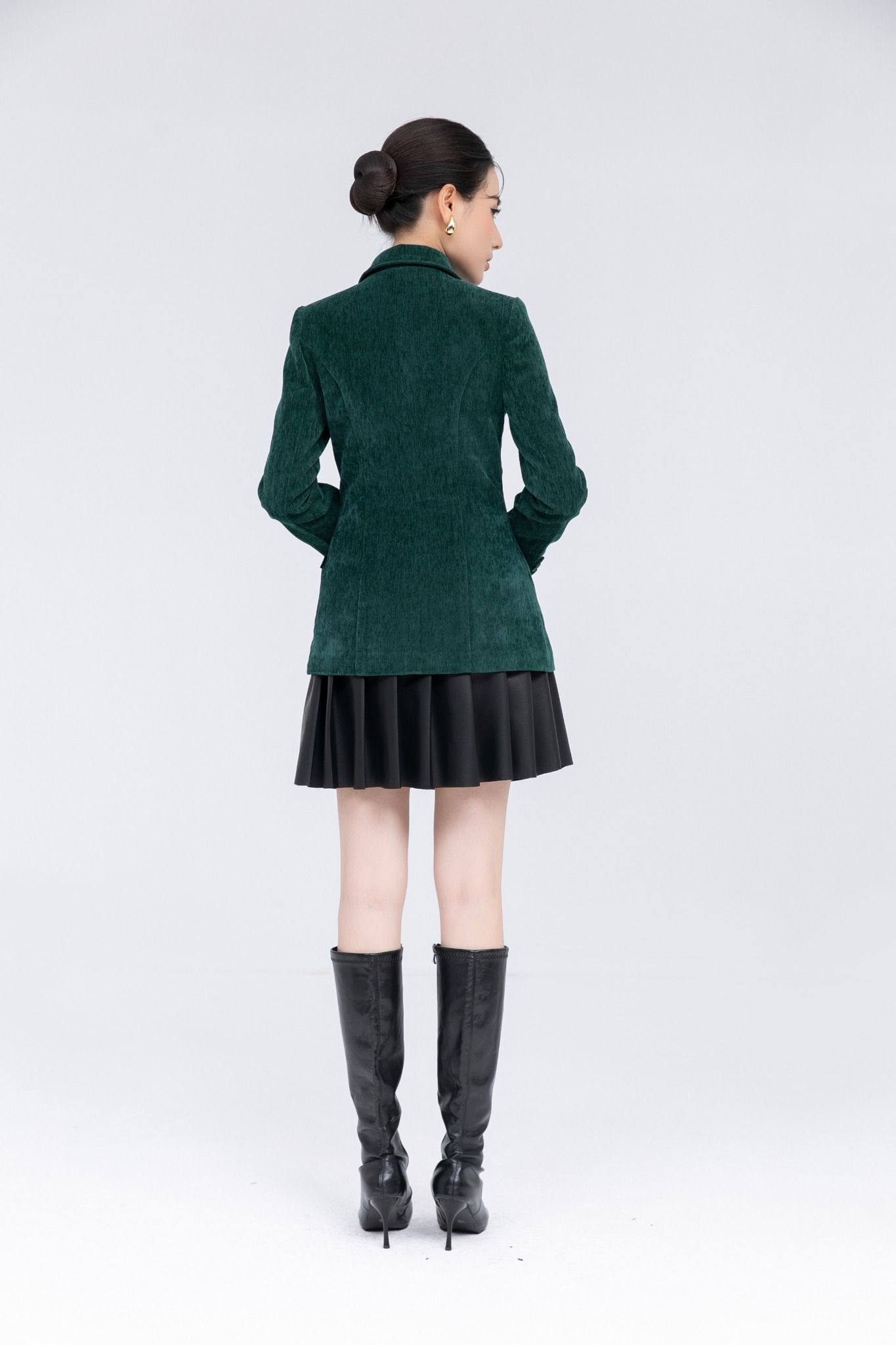 ÁO KHOÁC NHUNG CỔ BẺ AK09202