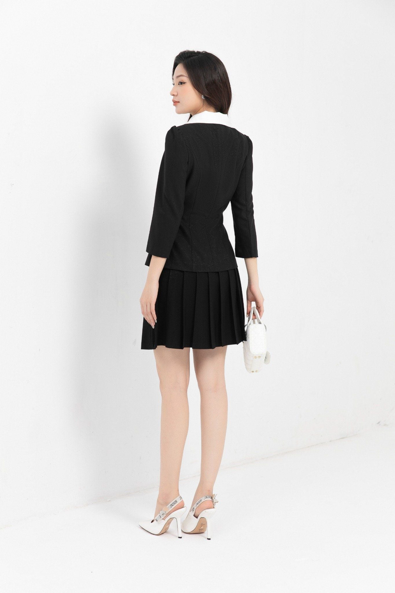 ÁO VEST CỔ NHỌN AK14272