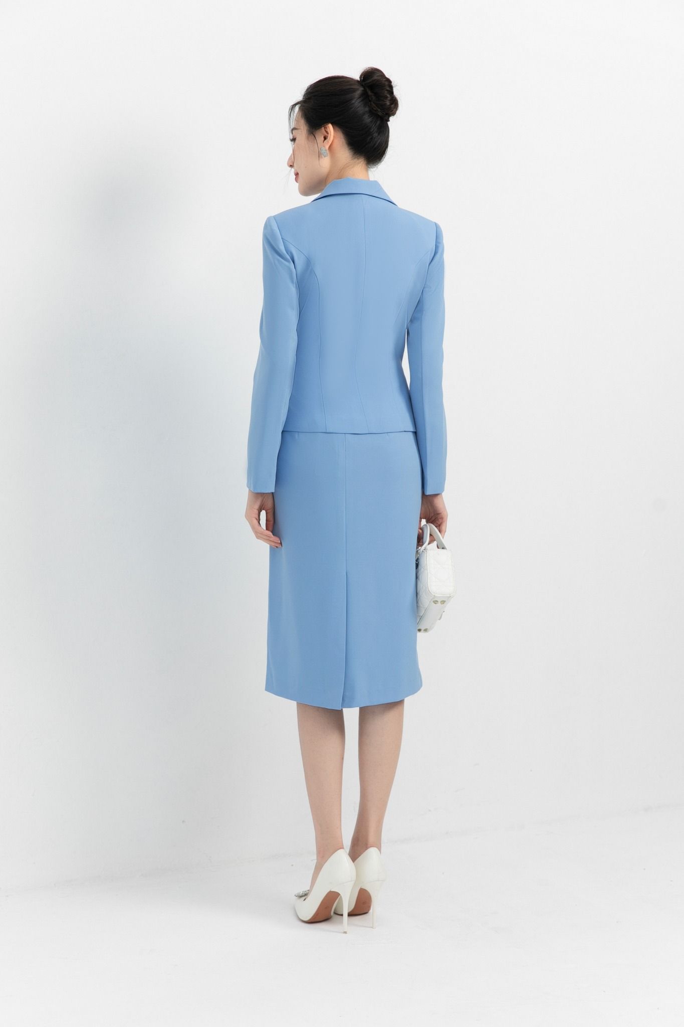 ÁO VEST KÈM KHĂN AK15092