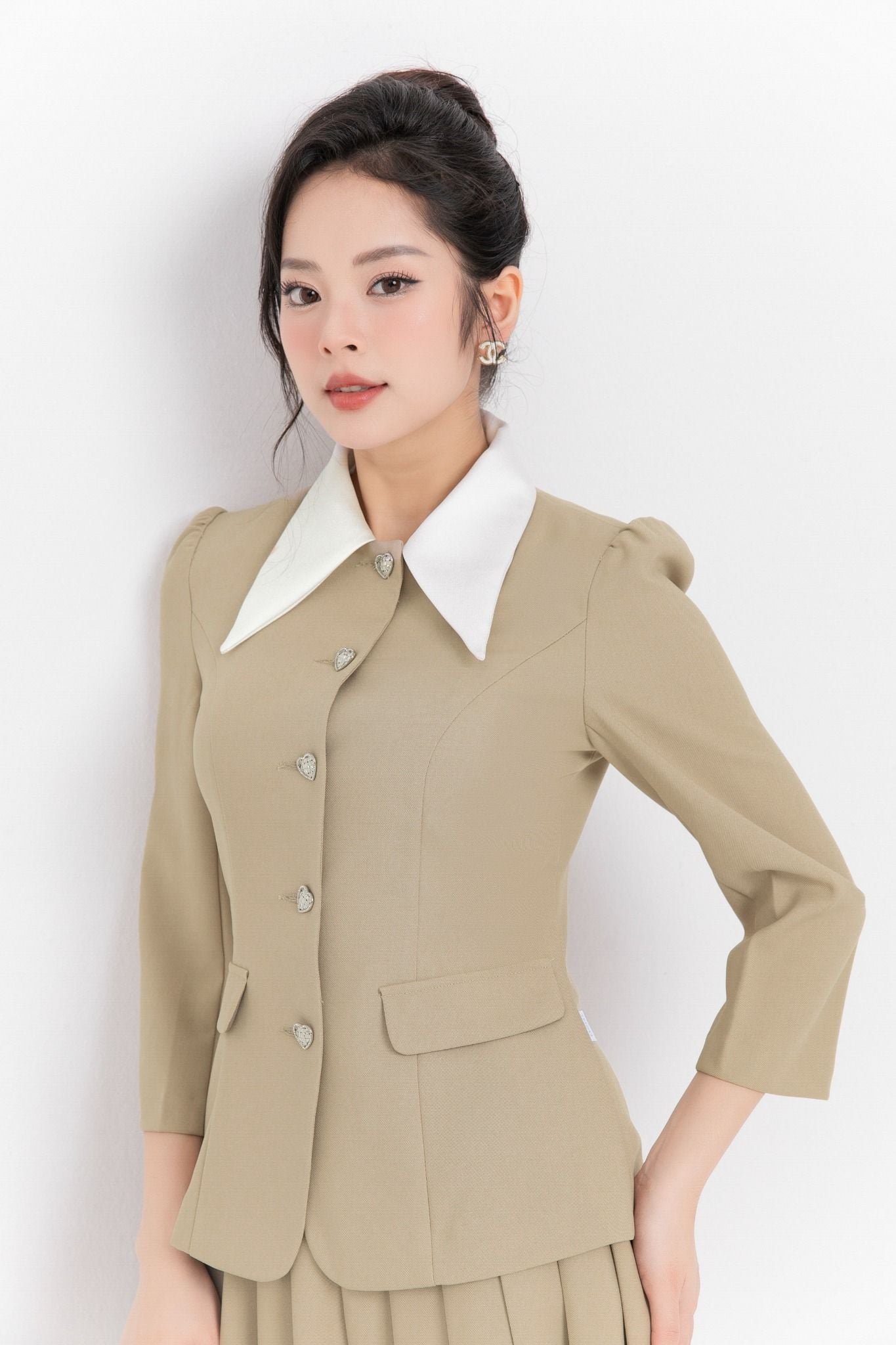 ÁO VEST CỔ NHỌN AK15792