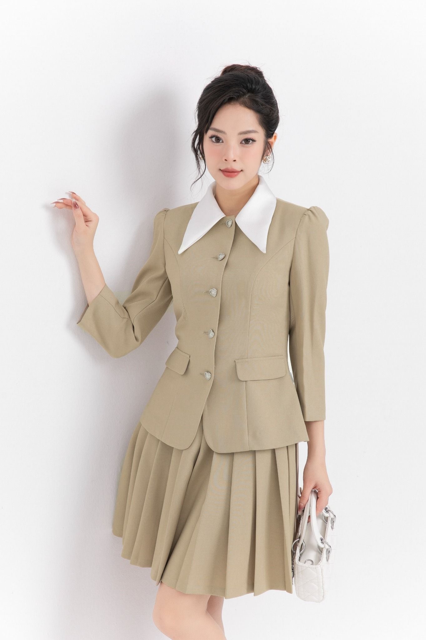 ÁO VEST CỔ NHỌN AK15792