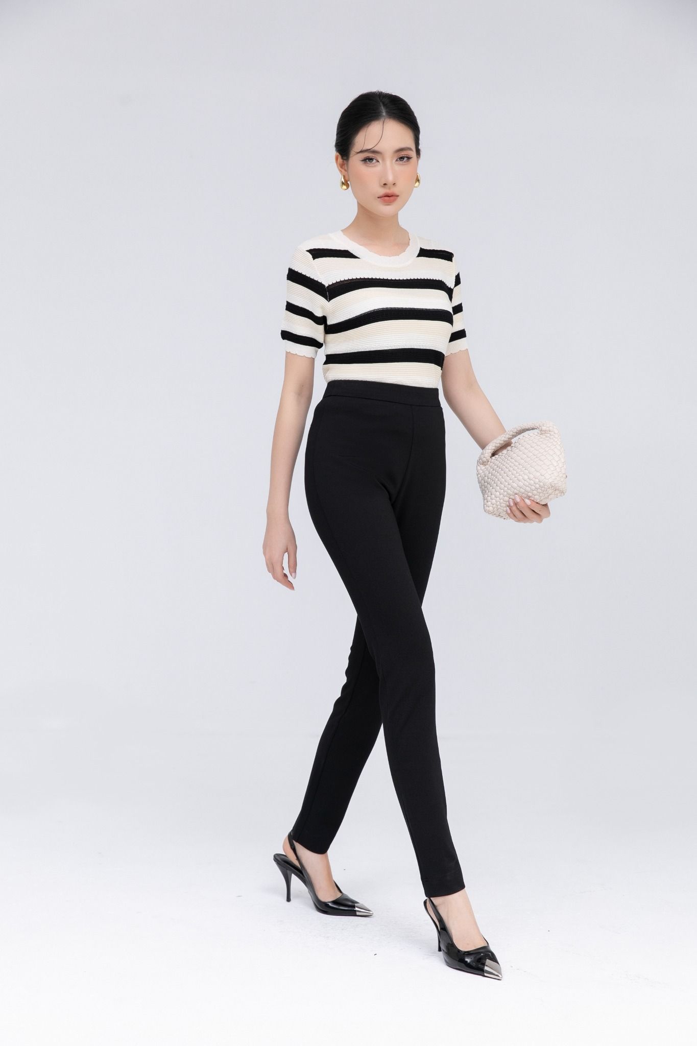 QUẦN LEGGING ĐEN Q13082