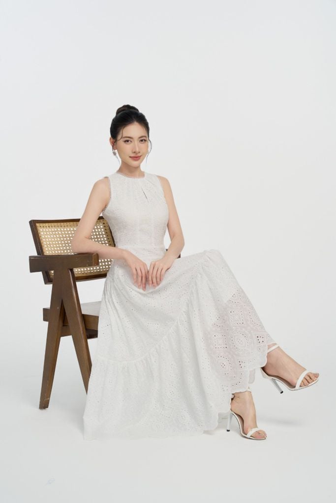 ĐẦM MAXI THÔ TRẮNG D00712