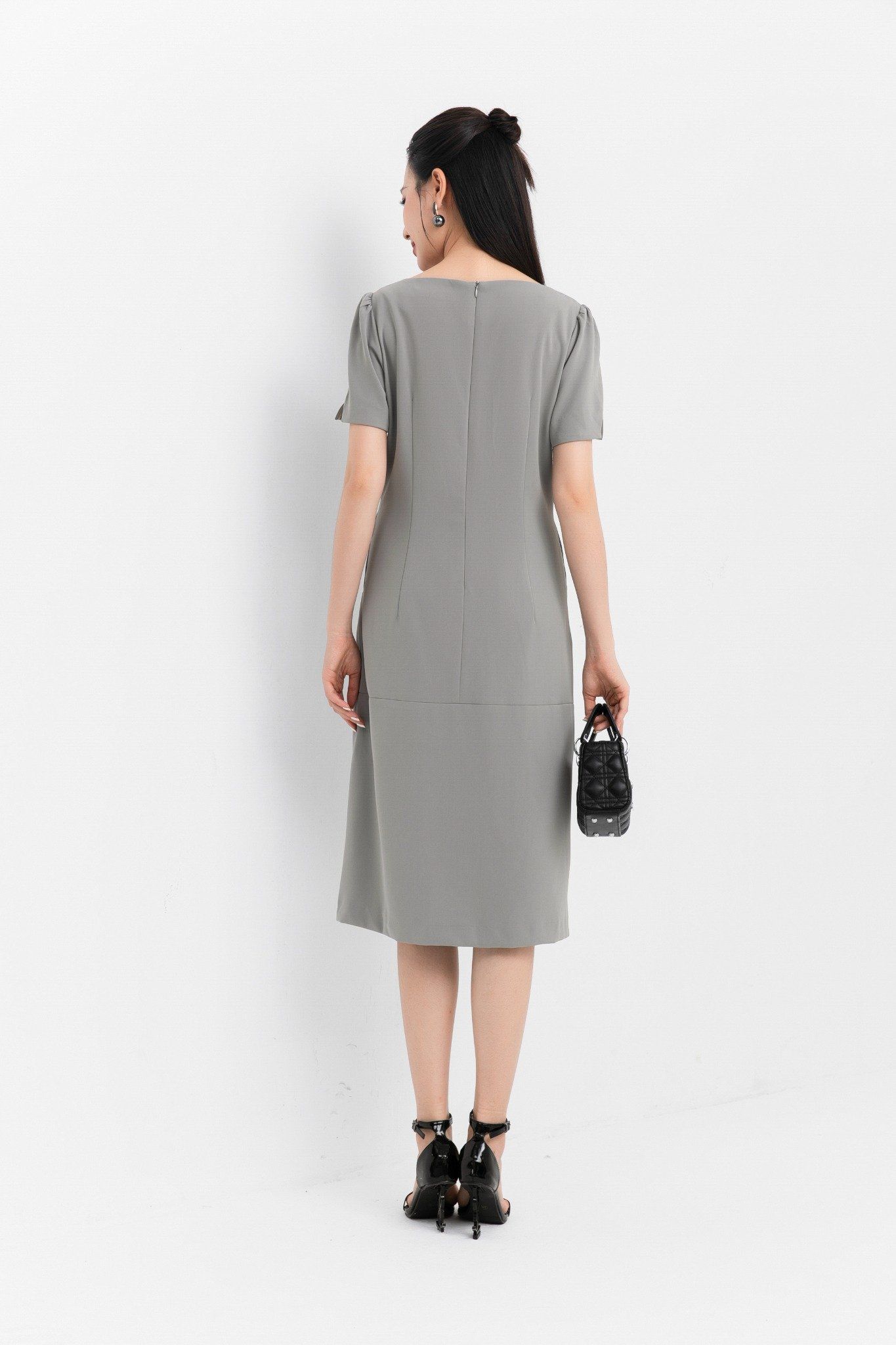 ĐẦM SUÔNG ĐÍNH HOA NỔI D03762