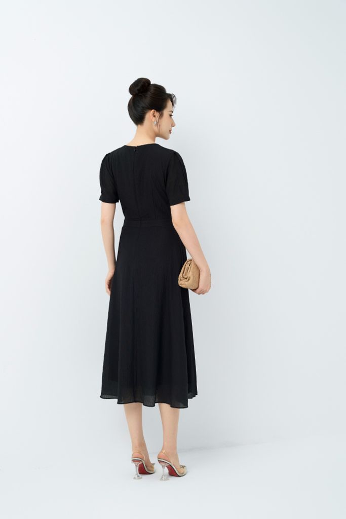  ĐẦM ĐEN XẾP LI D04952 