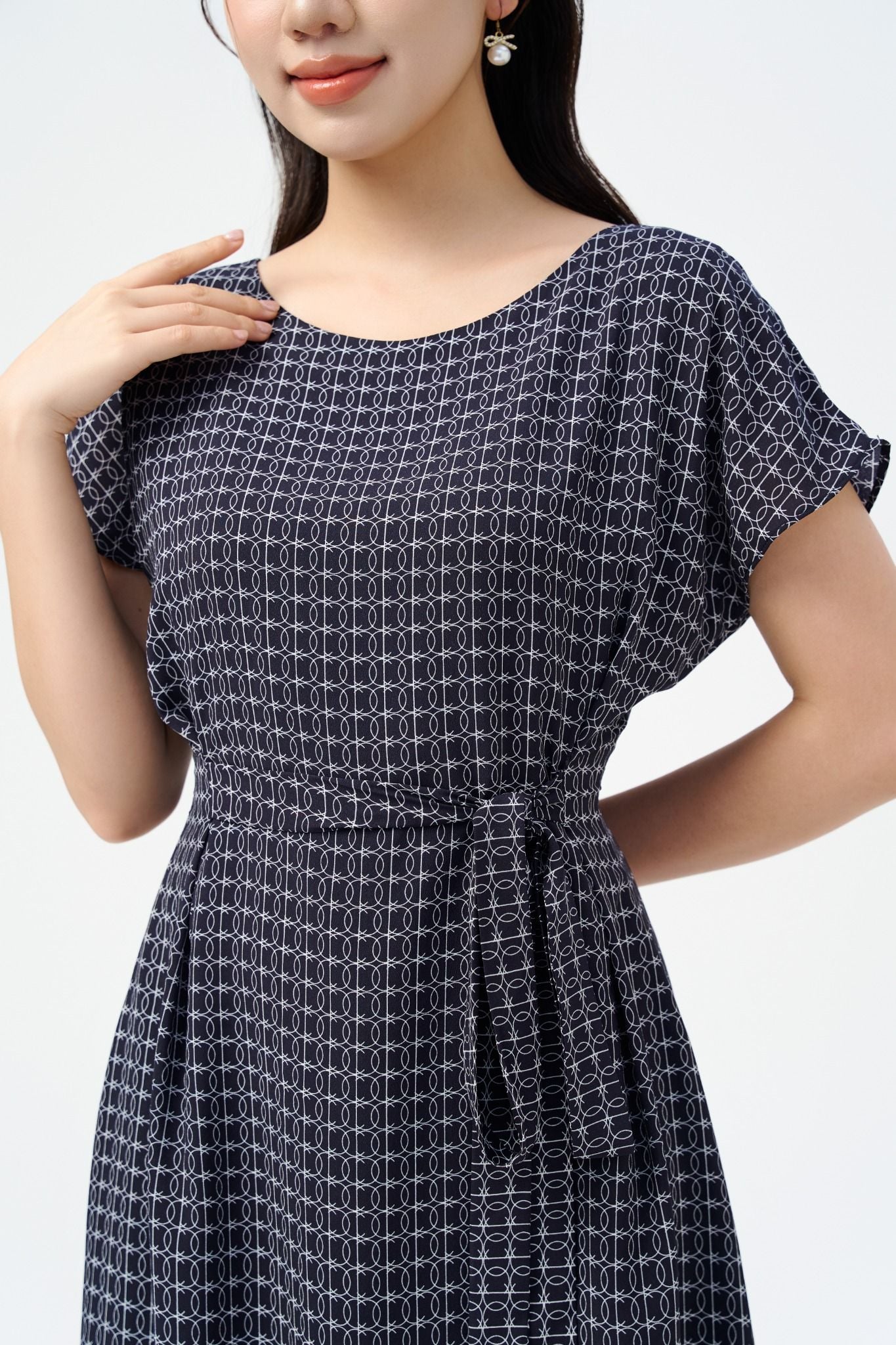 ĐẦM HỌA TIẾT THẮT EO D06142