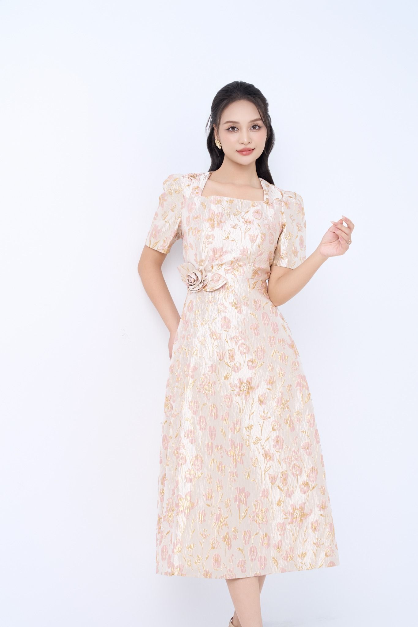 ĐẦM GẤM HOA D07482