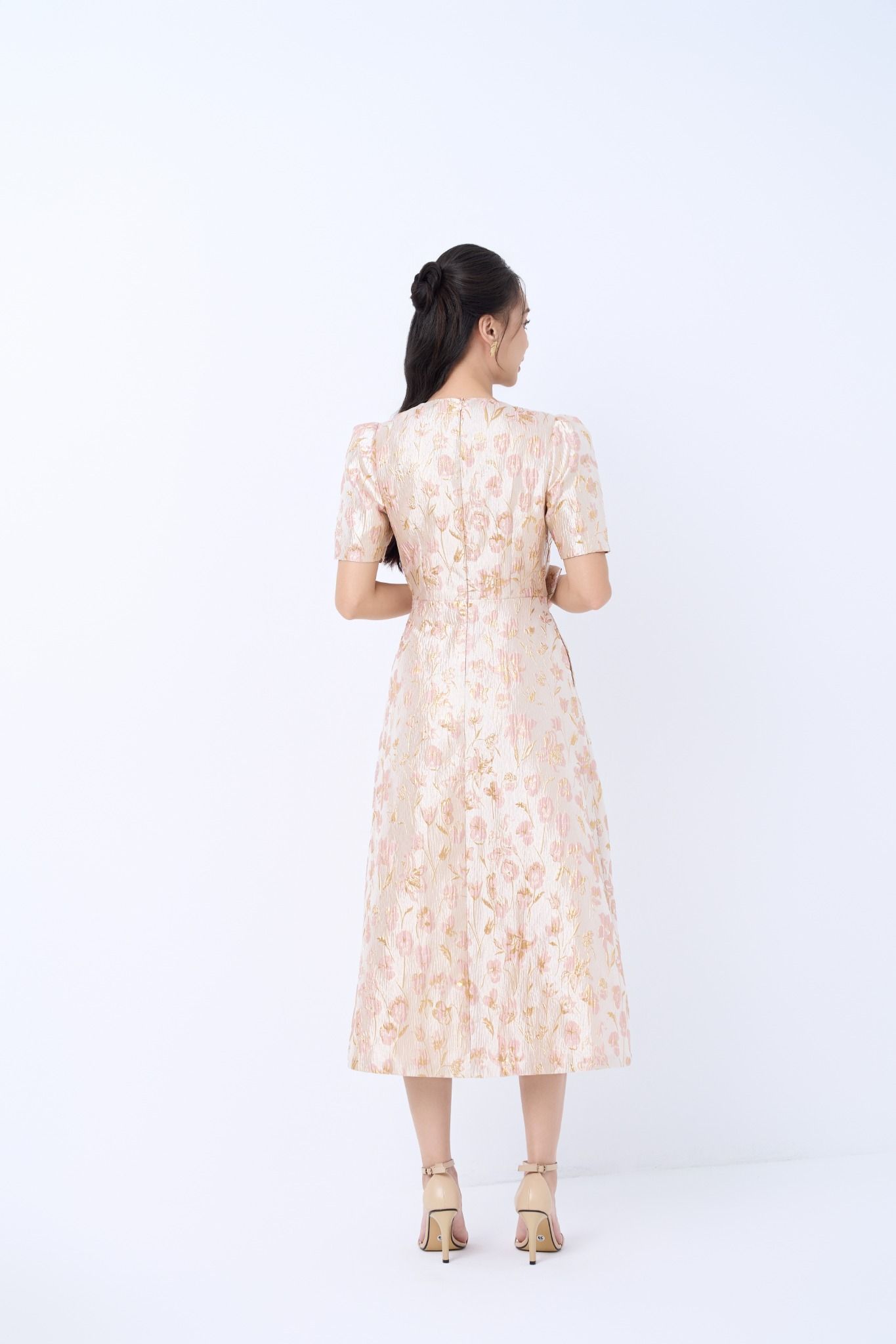 ĐẦM GẤM HOA D07482