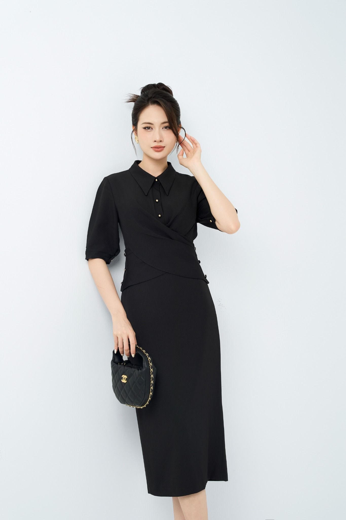 ĐẦM CỔ BẺ XOẮN EO D07532