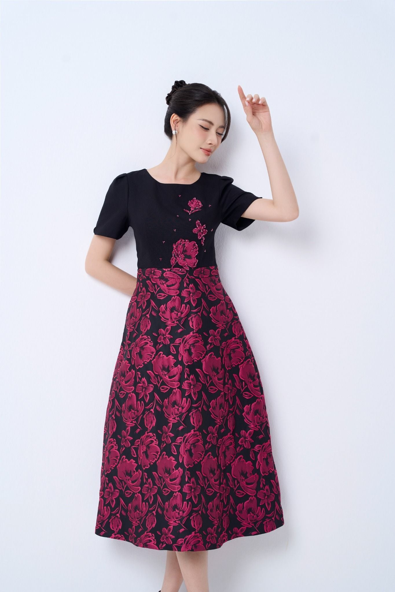 ĐẦM GẤM HOA D09152