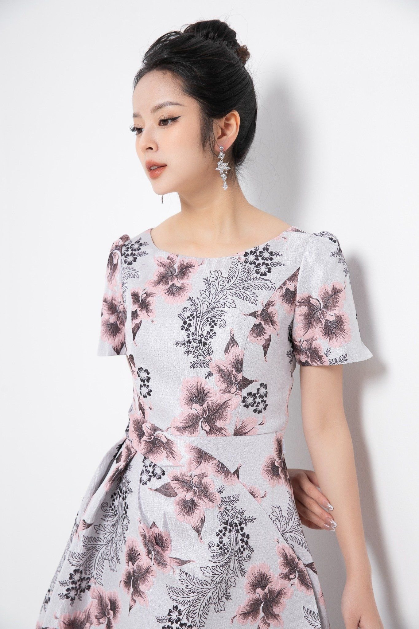 ĐẦM GẤM HOA D14332