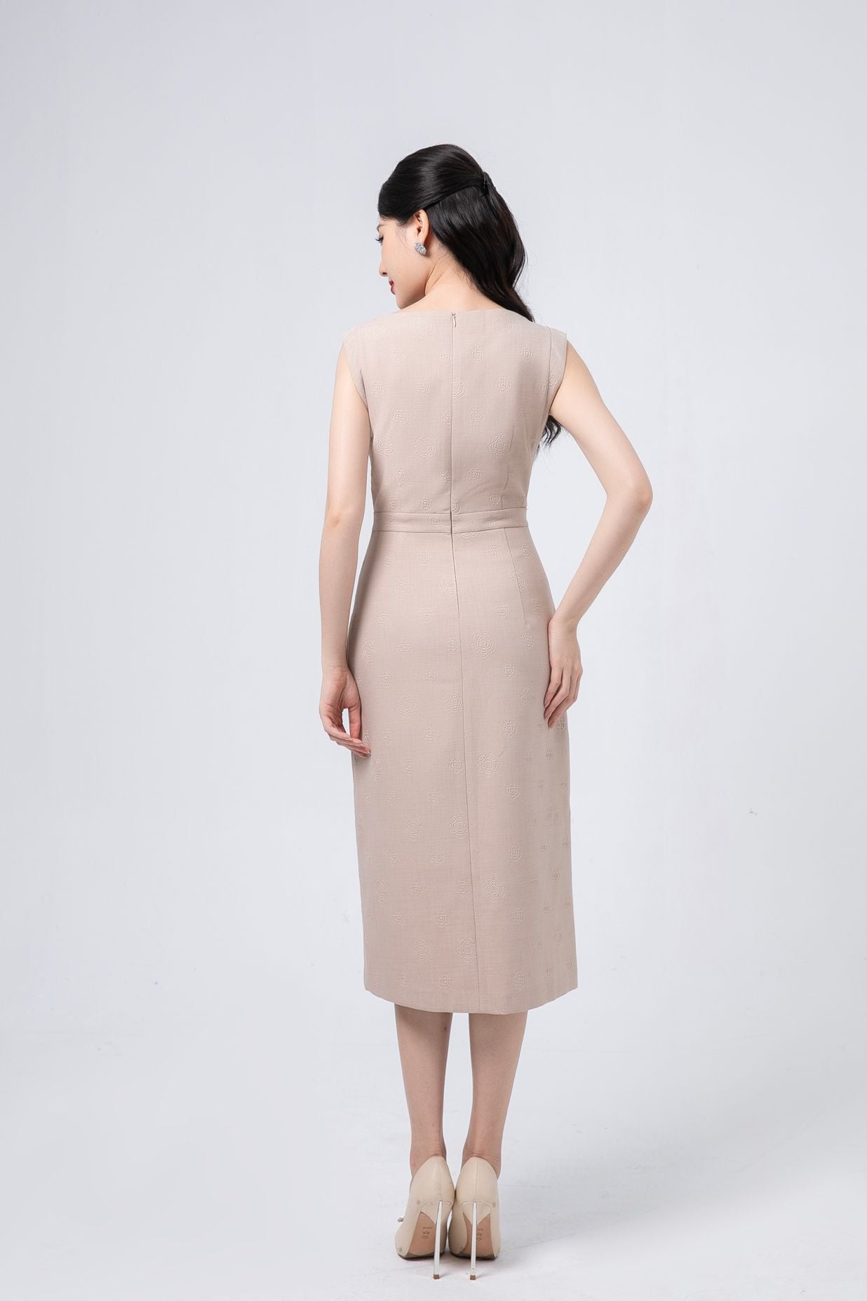 ĐẦM KHÔNG TAY D14762