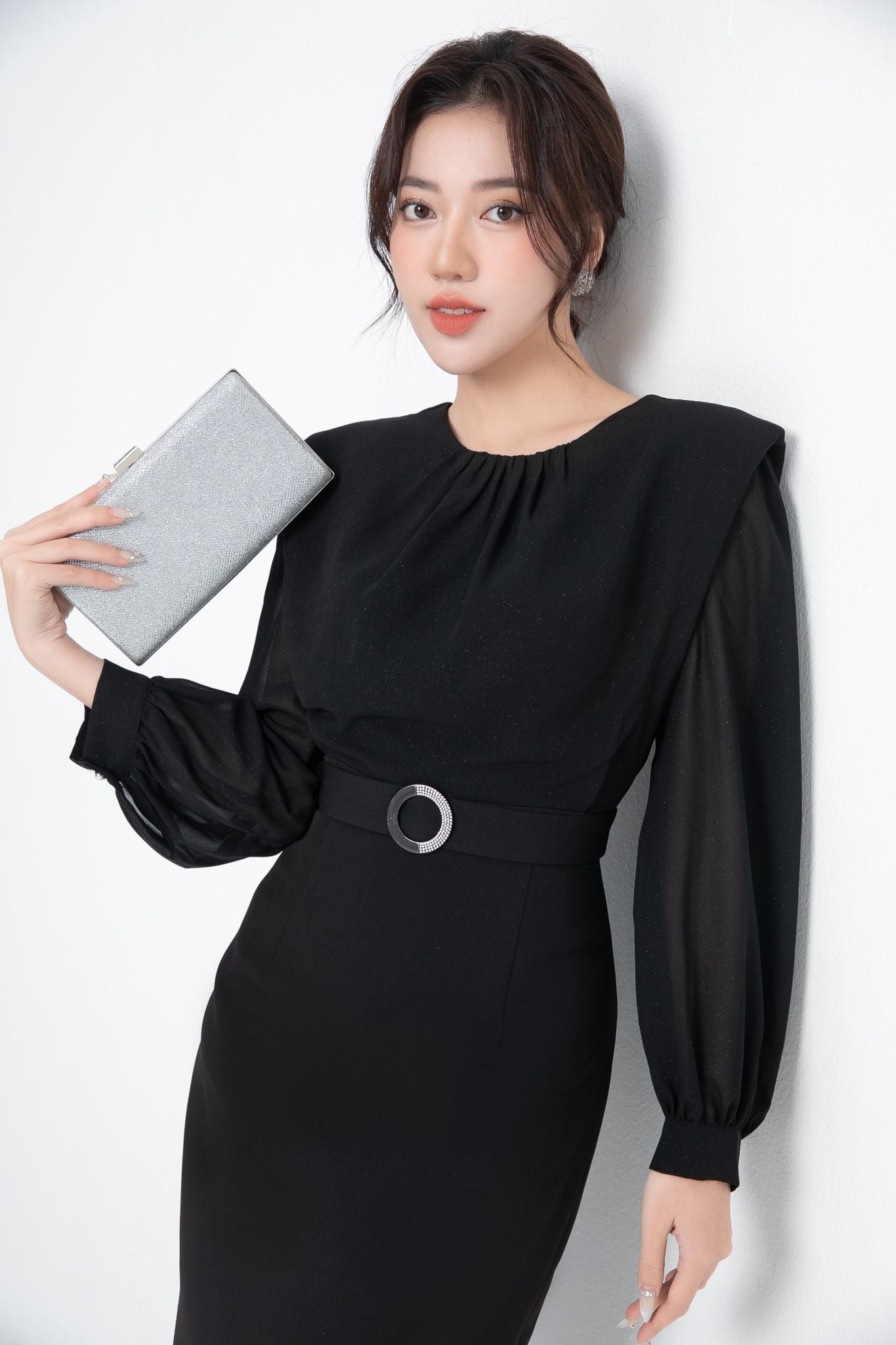 ĐẦM THIẾT KẾ TAY VOAN D15122