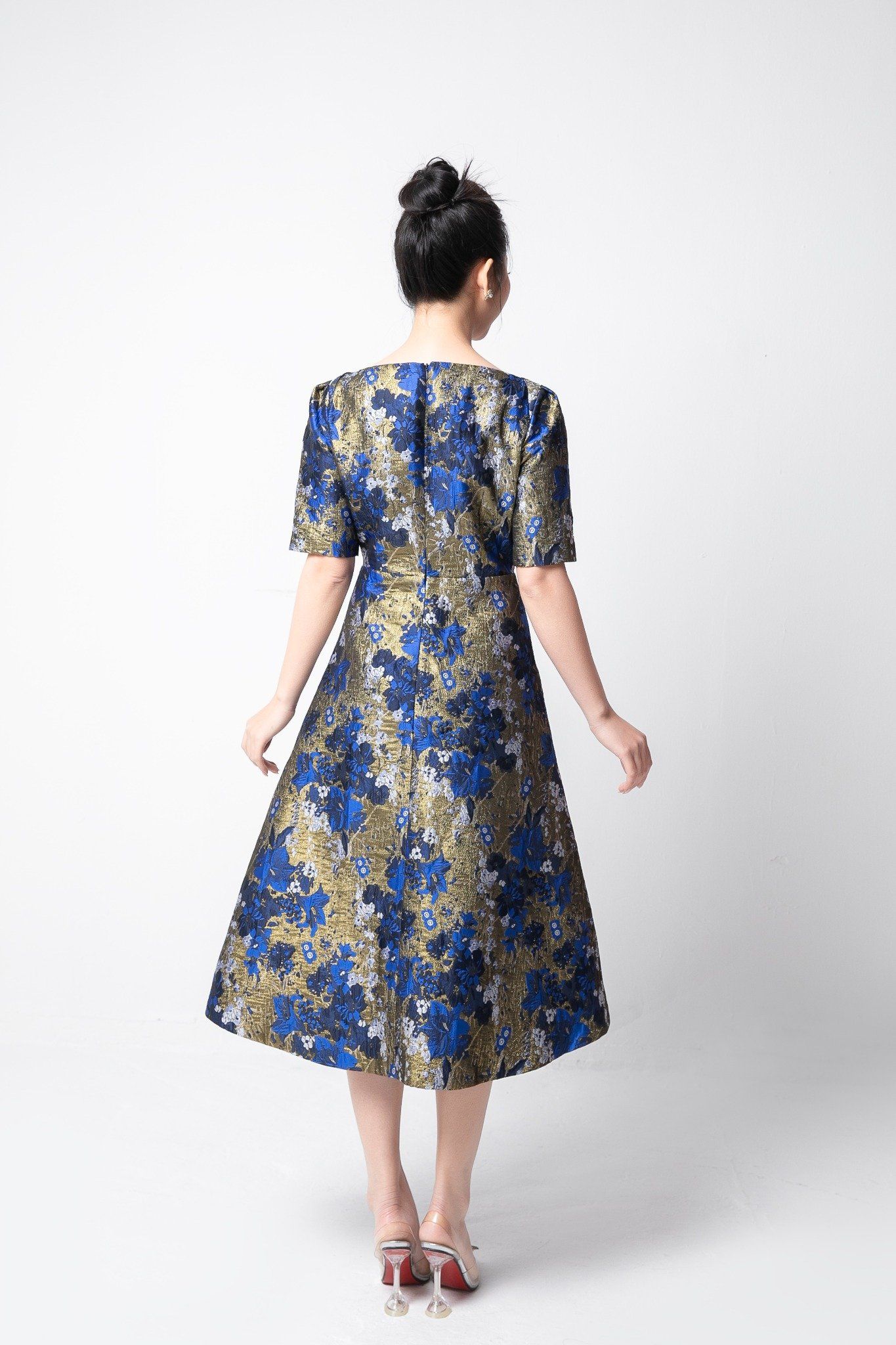 ĐẦM GẤM HOA D15502