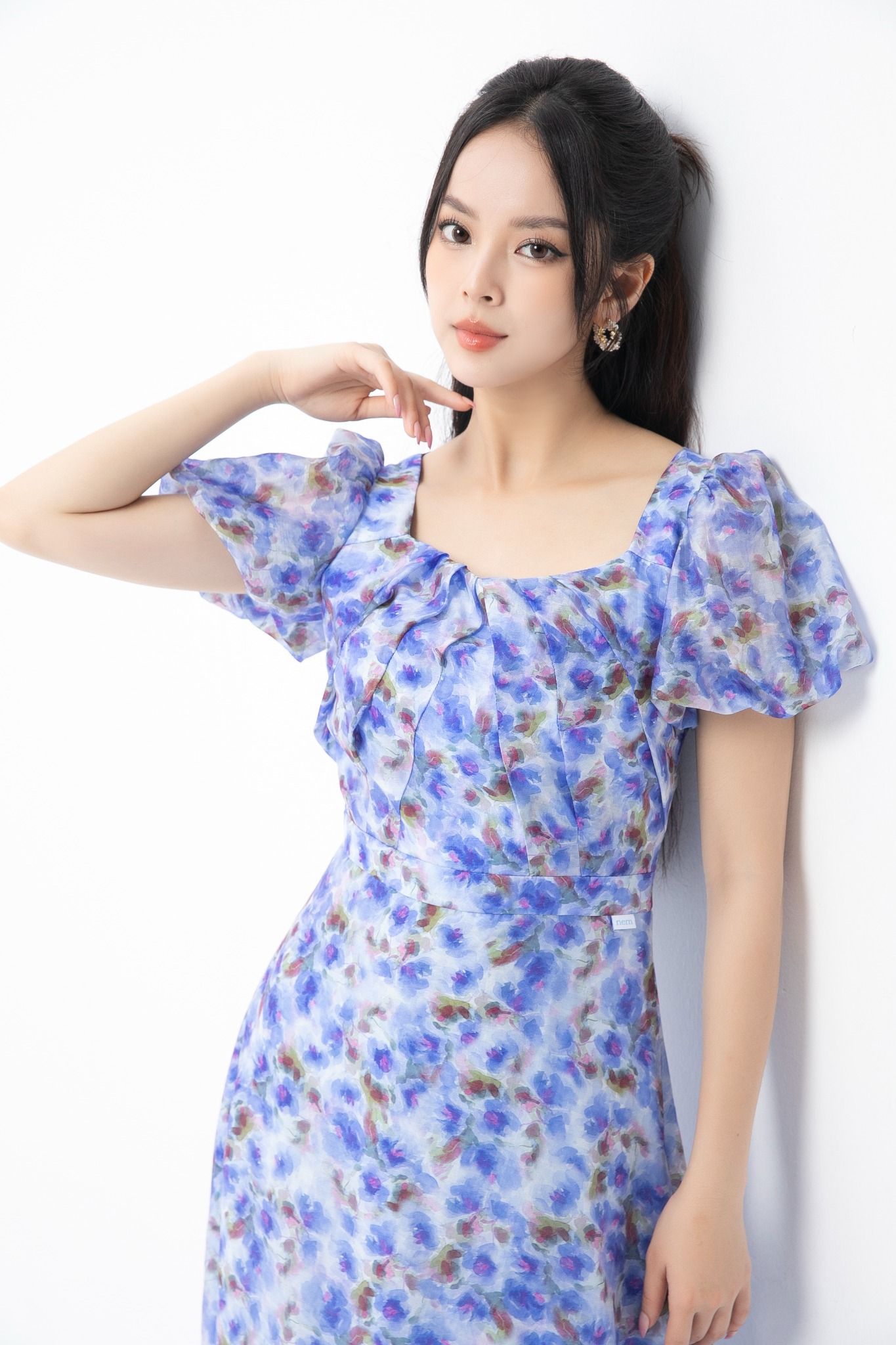 ĐẦM HOA TAY BỒNG D16692