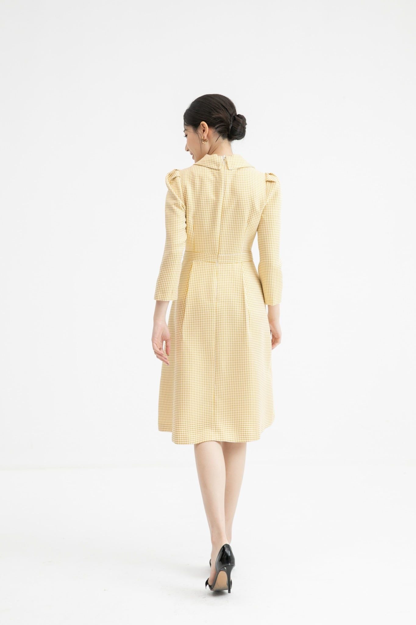 ĐẦM CỔ VEST D16802