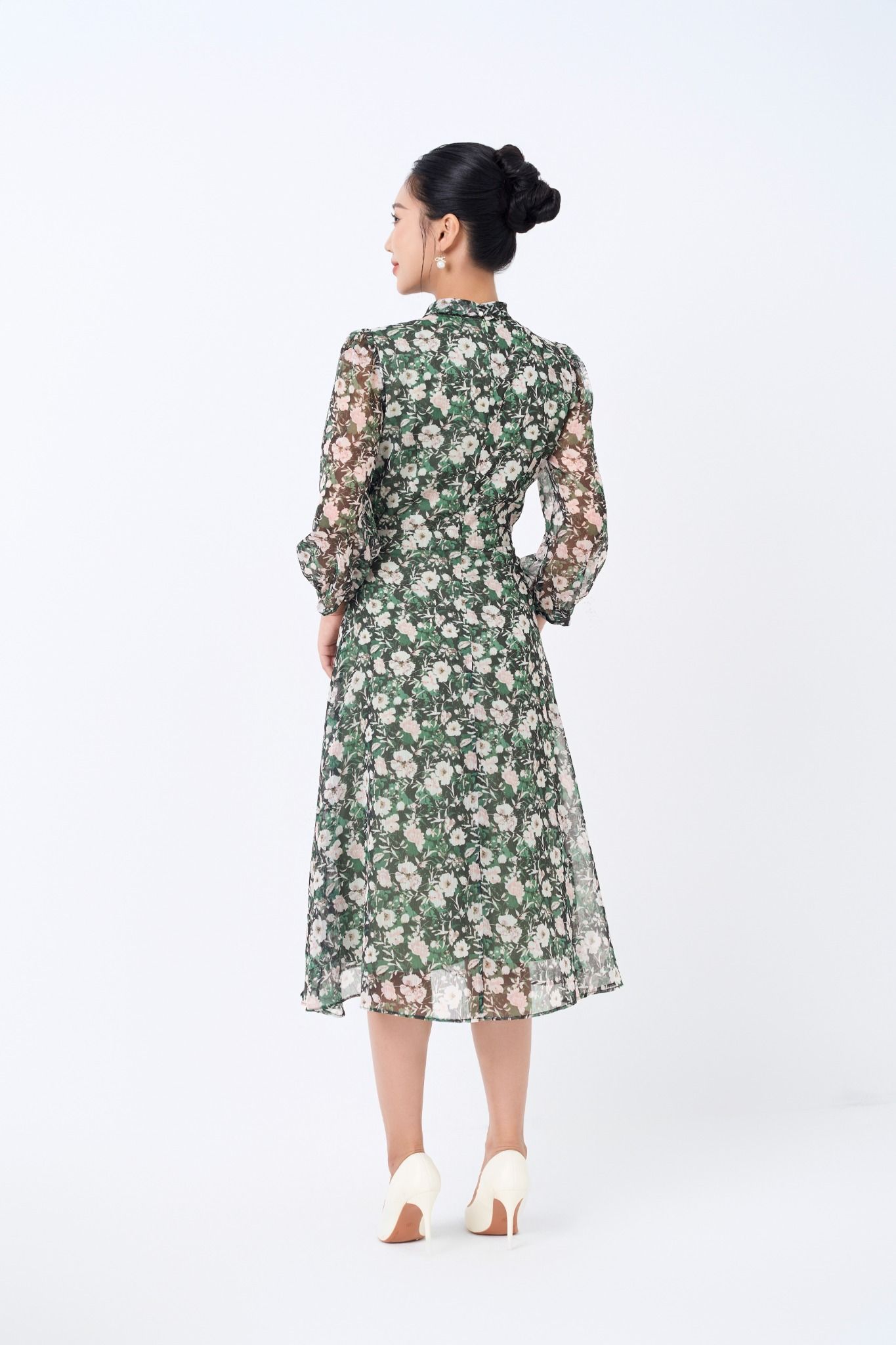 ĐẦM HOA CỔ NƠ D42112