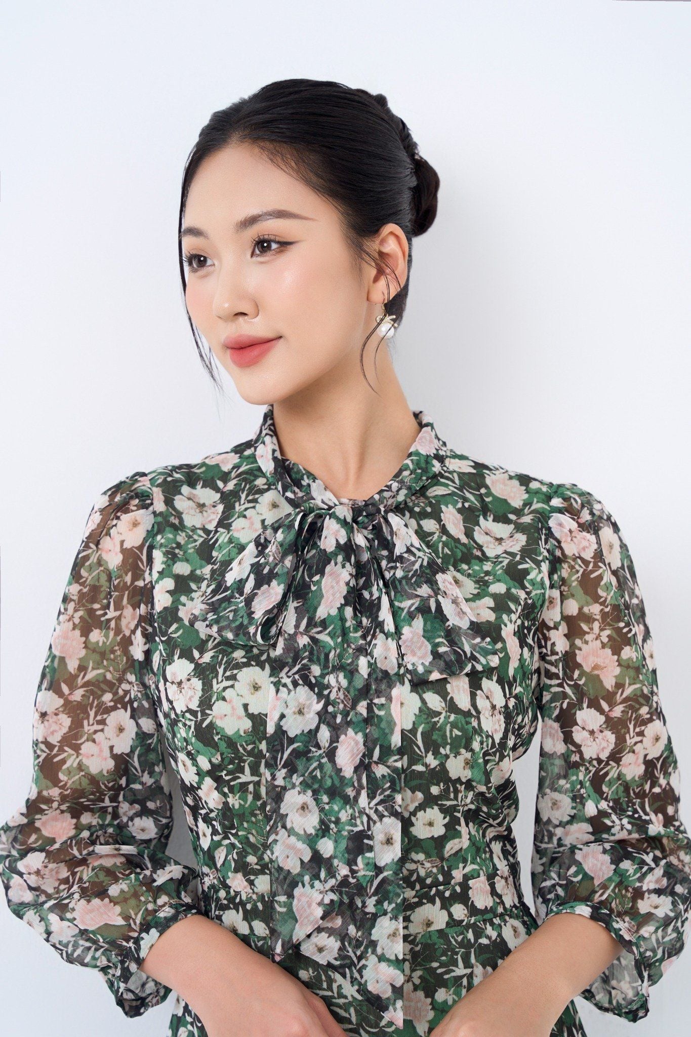 ĐẦM HOA CỔ NƠ D42112