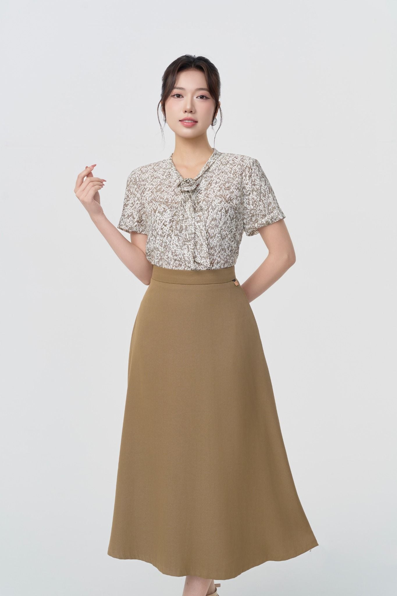 CHÂN VÁY MIDI Z01012