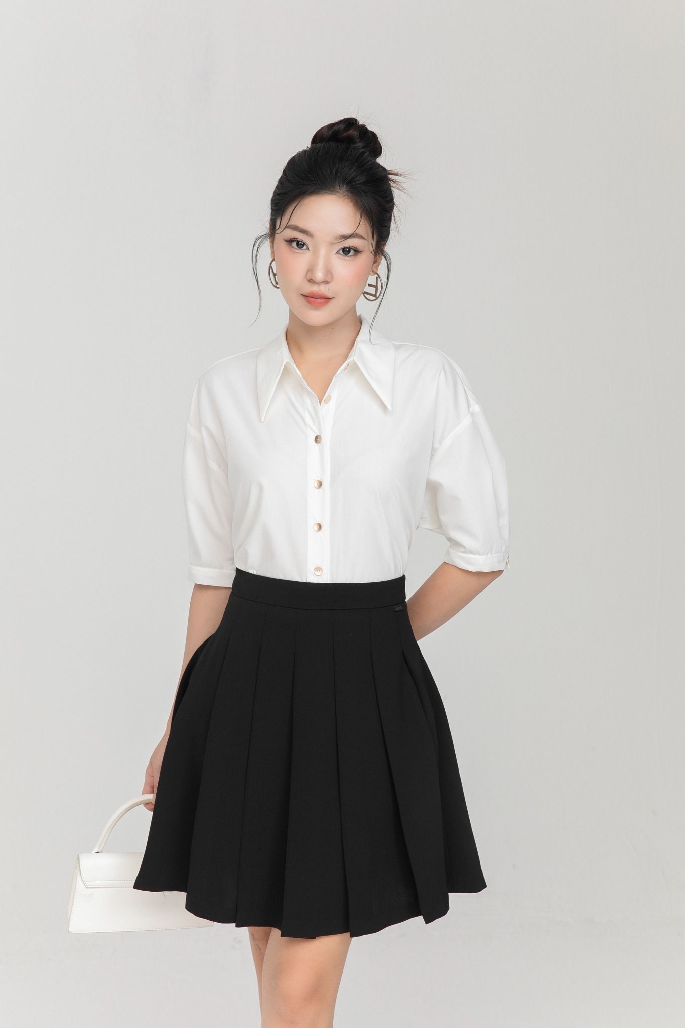 ÁO SƠ MI XOẮN EO SM02462