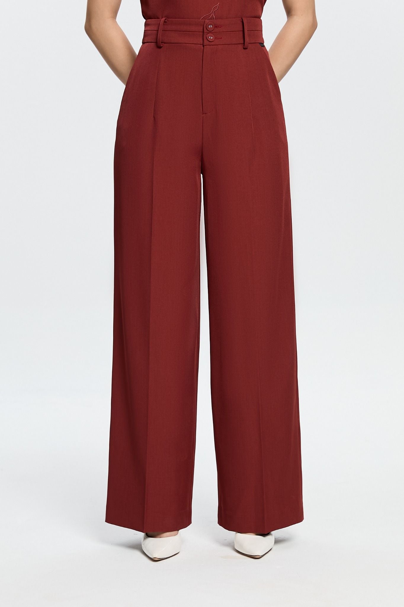 QUẦN SUÔNG ĐỎ Q02582