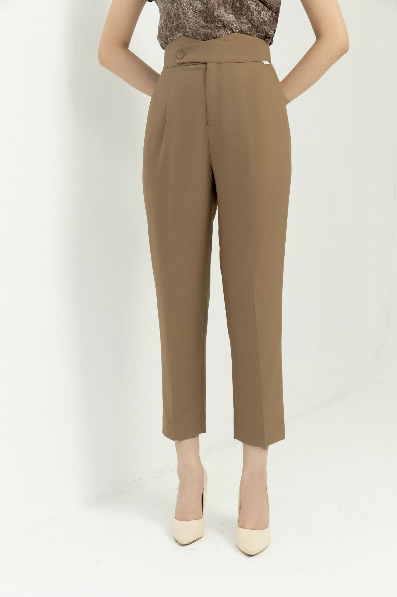 QUẦN ỐNG ĐỨNG Q18182