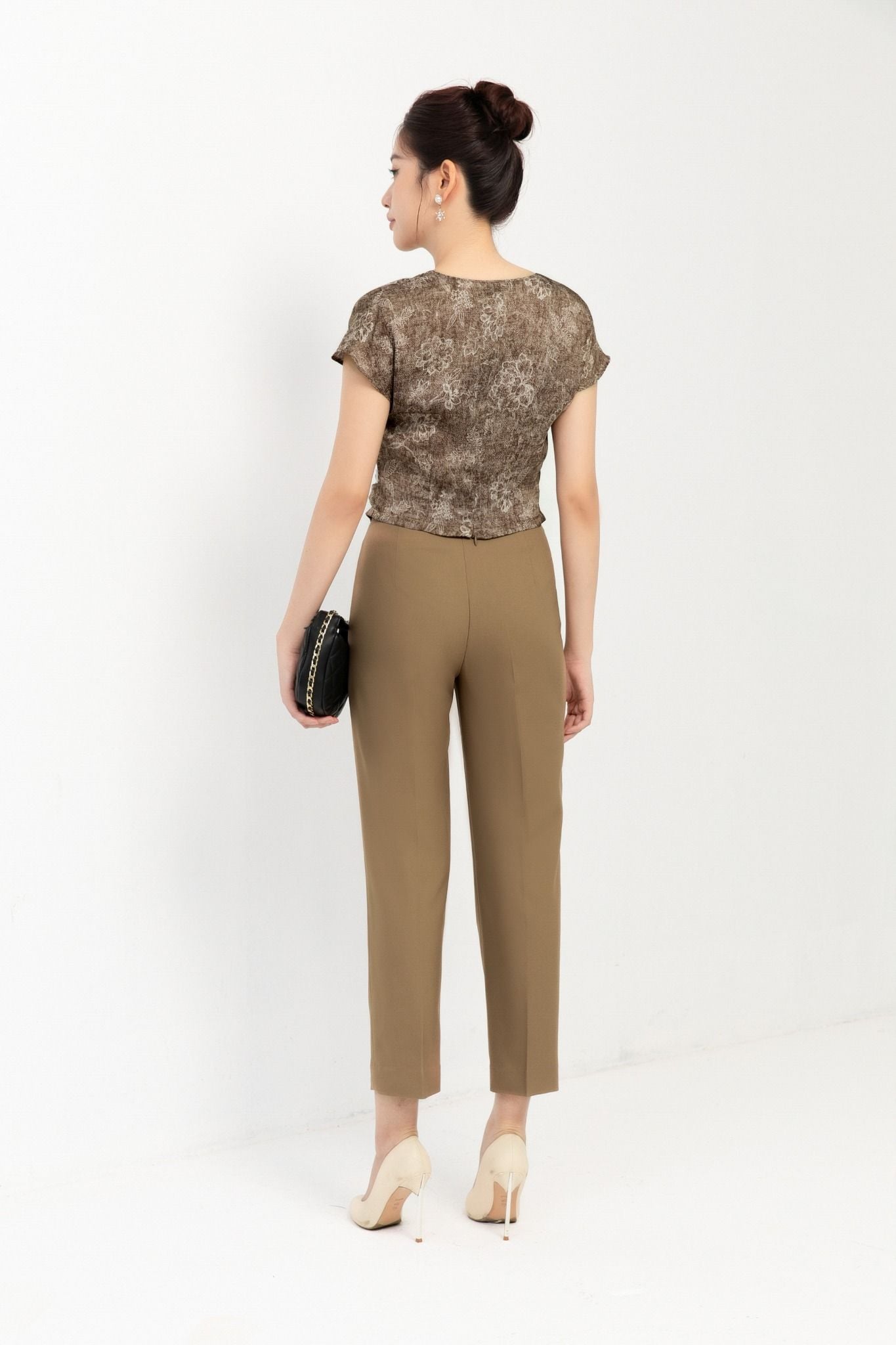 QUẦN ỐNG ĐỨNG Q18182