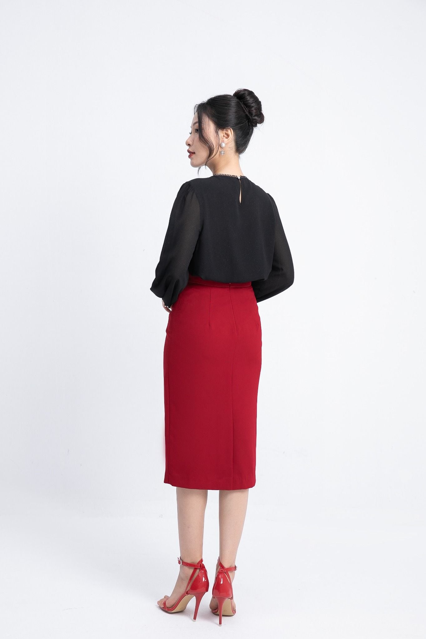 CHÂN VÁY BÚT CHÌ Z15052