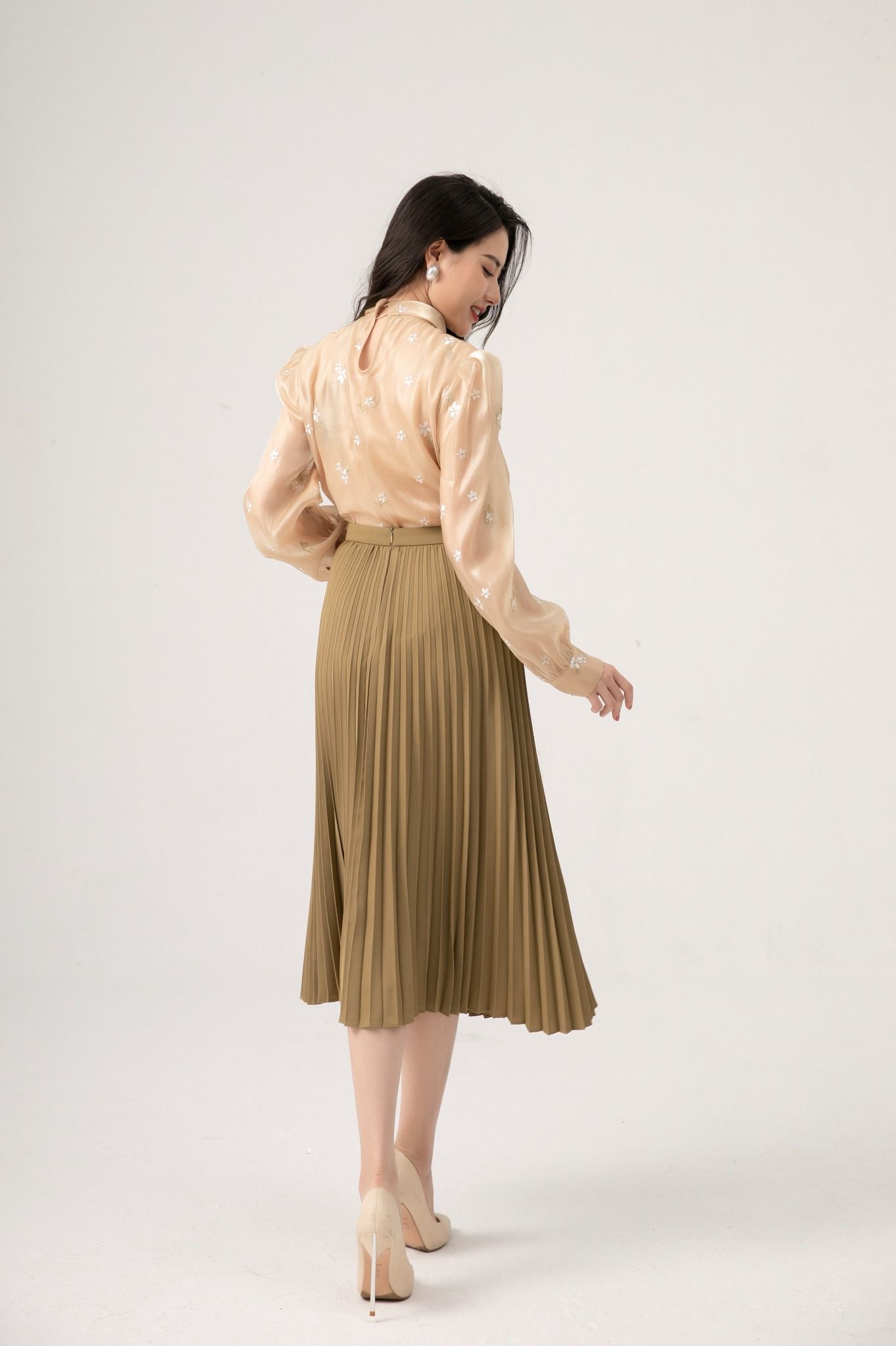 Chân Váy Zara Midi Dập Ly 4015 Chân Váy Midi Xuất Khẩu VNXK Dư Xịn giá  chỉ 275k