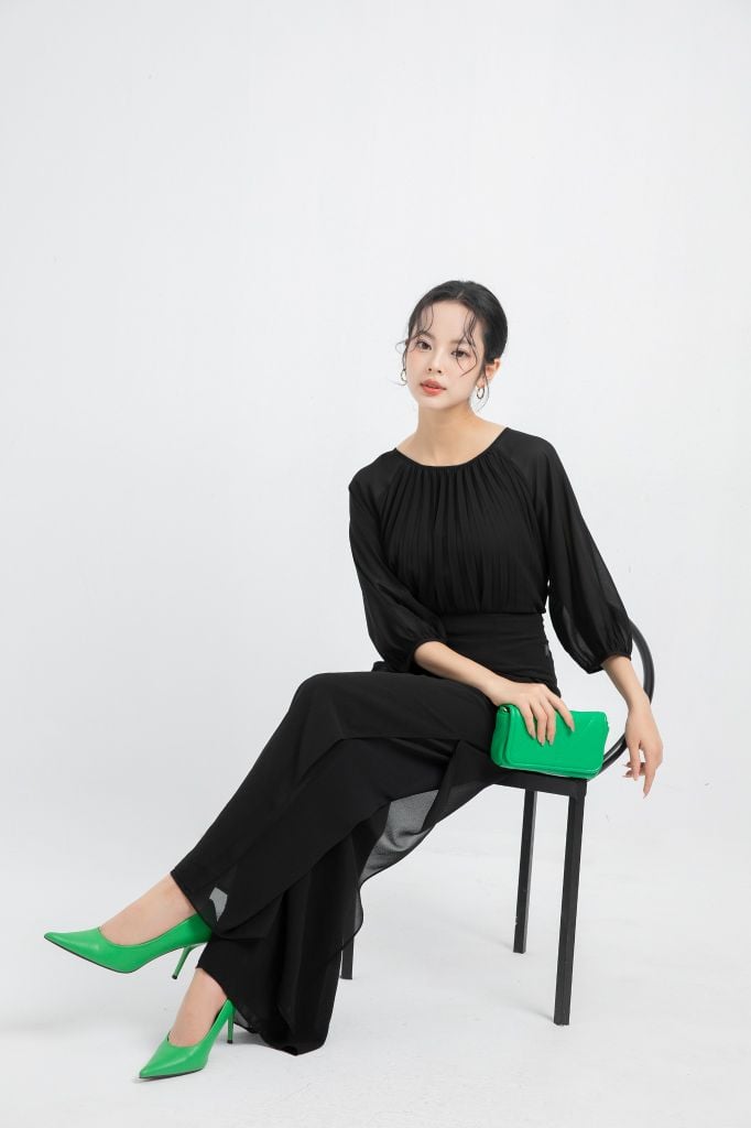 ÁO ĐEN DẬP LI SM17862
