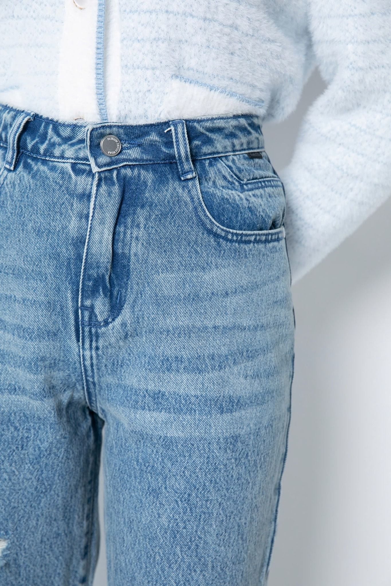 QUẦN JEANS RÁCH Q67162