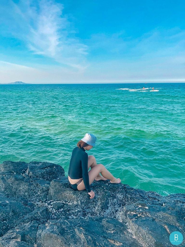 Áo bơi tay dài màu đen chống nắng - Layne Black Top