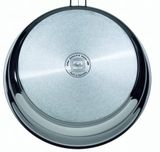  Chảo inox Đức cao cấp Fissler Steelux. Chuyên gia trong việc chiên thức ăn ở nhiệt độ cao. 