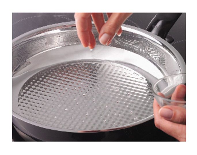  Chảo inox Đức cao cấp Fissler Steelux. Chuyên gia trong việc chiên thức ăn ở nhiệt độ cao. 