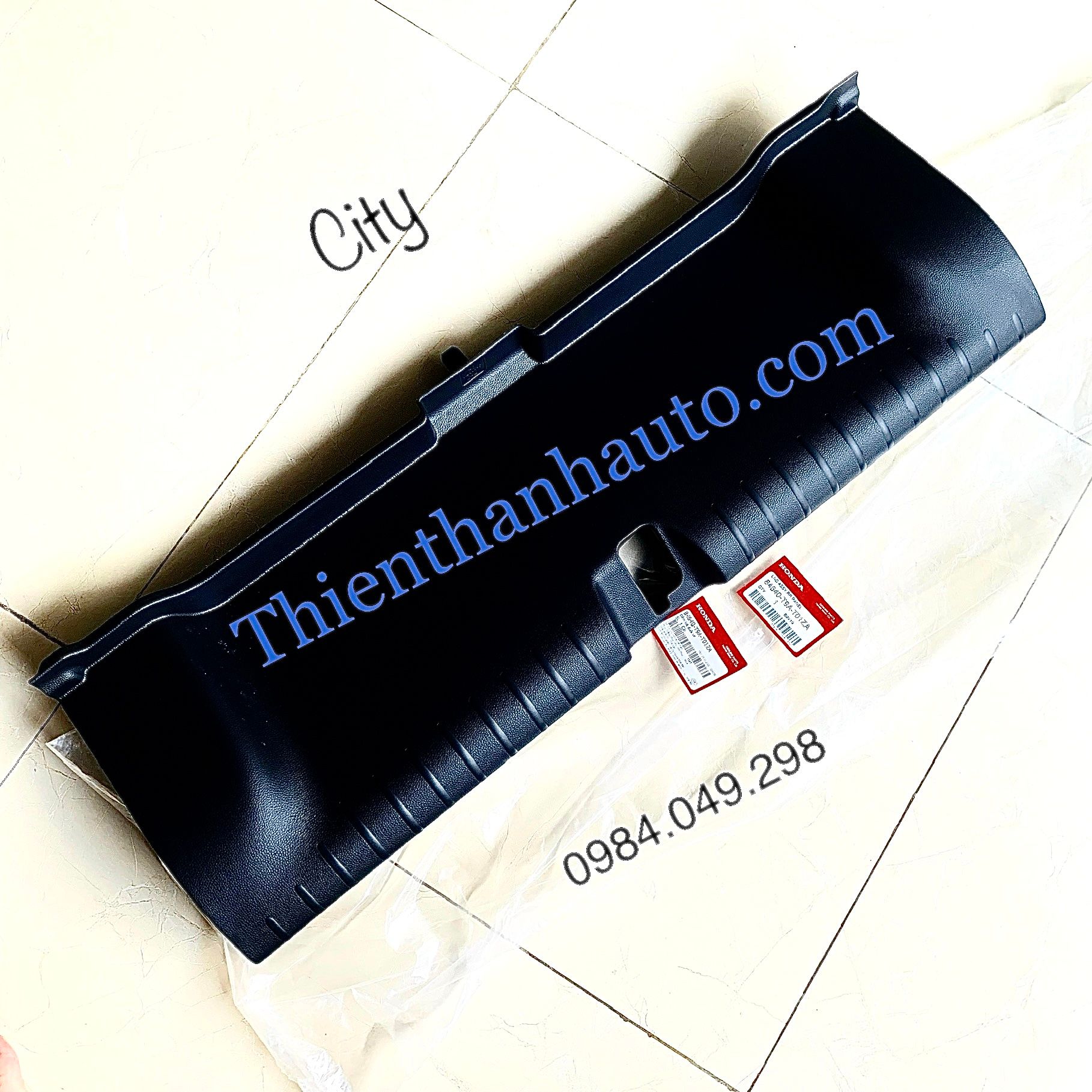 Ốp nhựa trên khuy khóa cốp Honda City 2014-2021 chính hãng - 84640T9AT01ZA