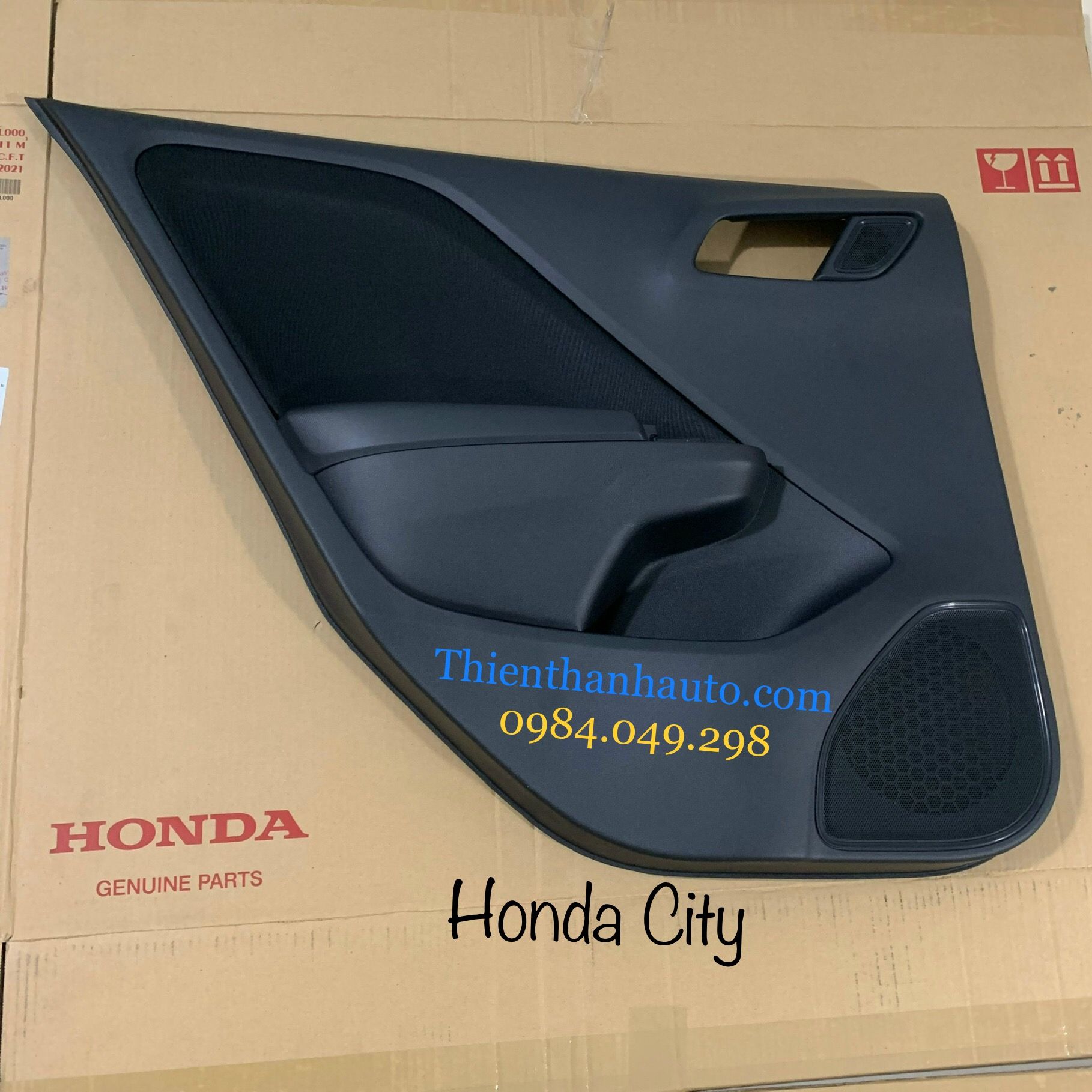Tapli - Táp ly cánh cửa sau bên lái Honda City 2014-2020 chính hãng