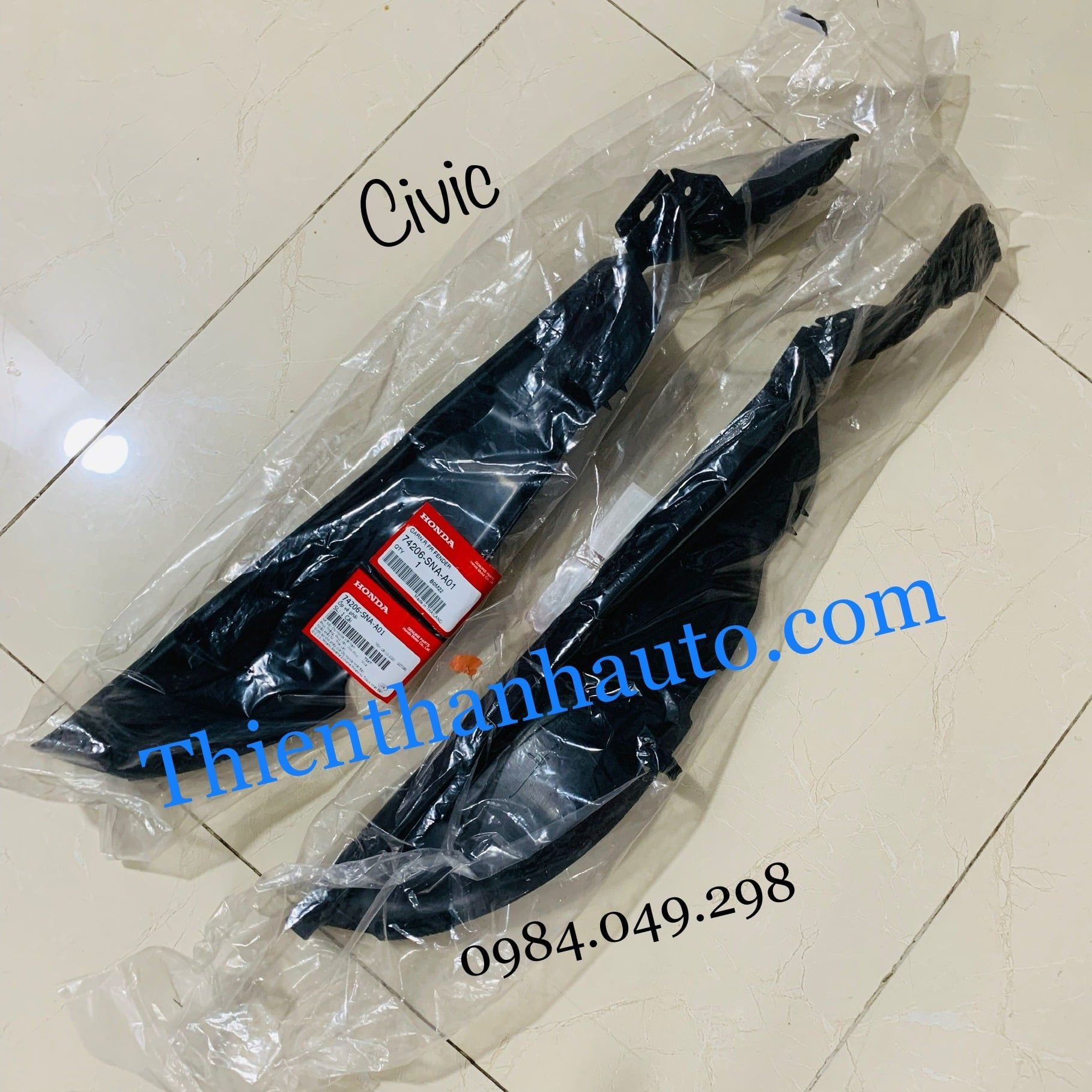 Ốp nhựa trên tai xe bên trái - phải Honda Civic 2006-2012 chính hãng - 74206SNAA01-74207SNAA01