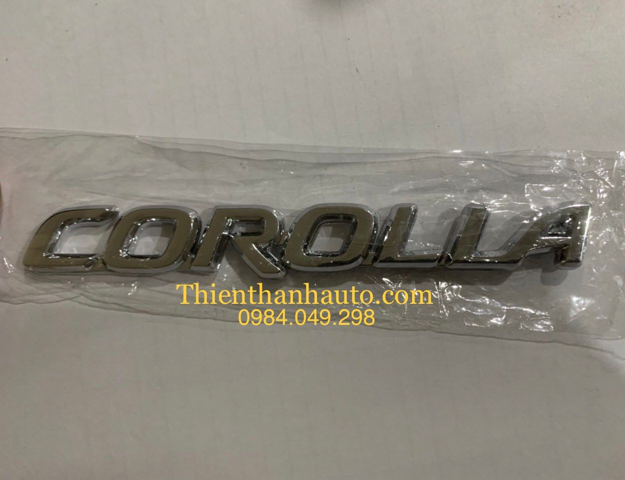 Chữ COROLLA cốp sau Toyota Corolla Altis, Cross chính hãng - Thienthanhauto.com