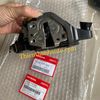 Ổ khóa ngậm cửa trước trái Honda City 2021-2022-2023 chính hãng - 72150TYFG01