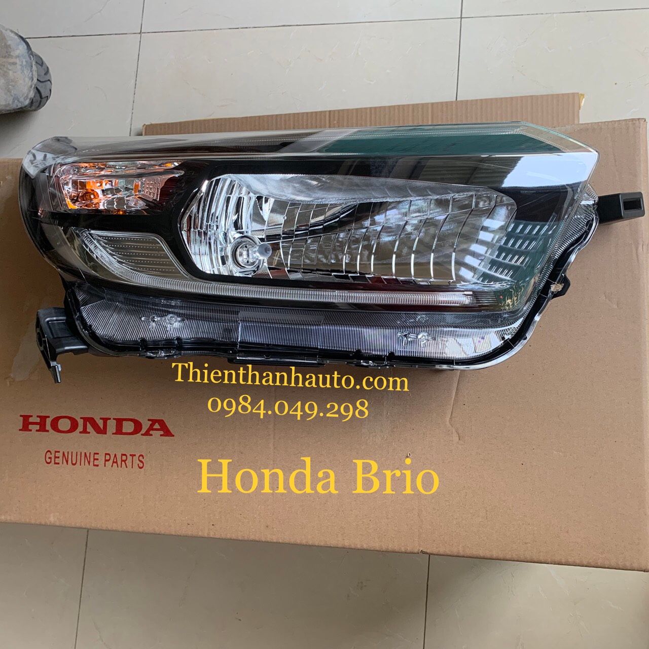 Đèn pha phải Honda Brio RS chính hãng - Thienthanhauto.com