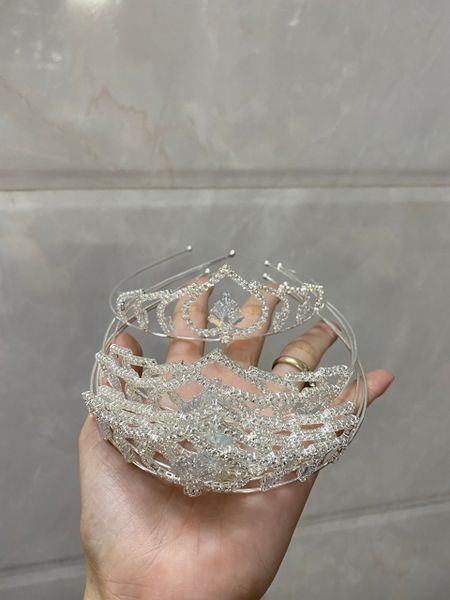  Băng đô vương miện 