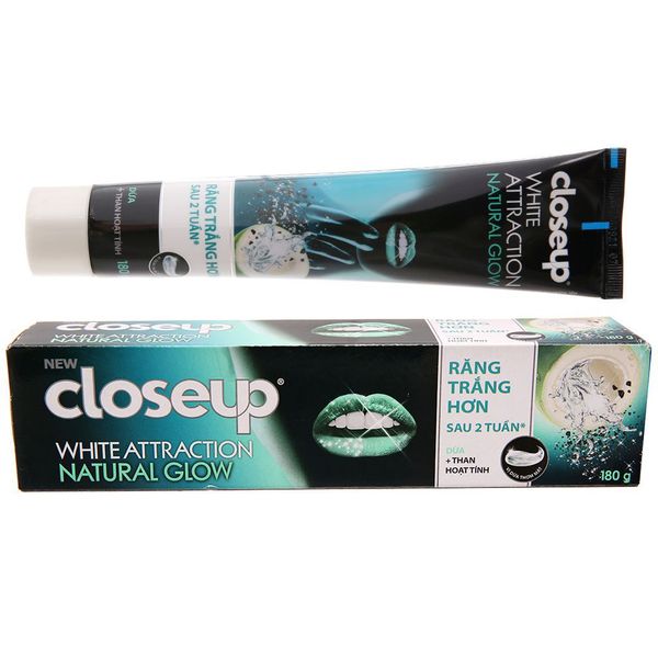  Kem đánh răng Close up White Attraction Natural Grow dừa và than hoạt tính 180g 