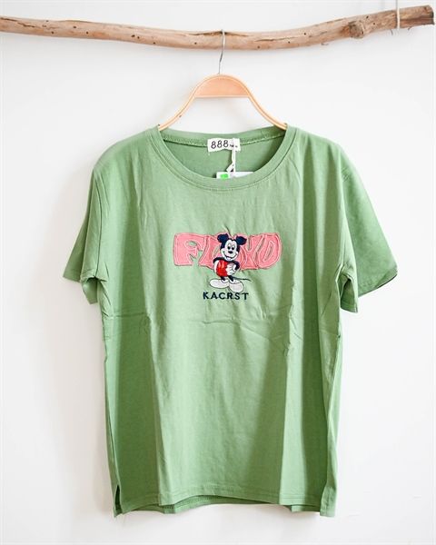  Áo thun form rộng 