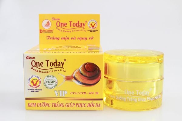  Kem One today dưỡng trắng giúp phục hồi da ( 20g ) 