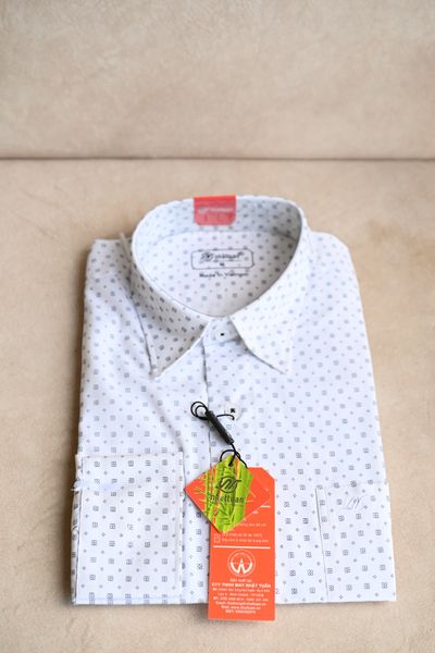  Áo sơ mi Nhật Tuấn tay dài - M 