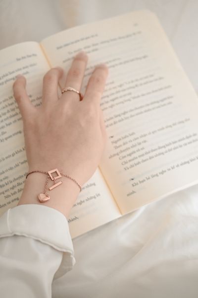  Lắc chân/ Lắc tay 