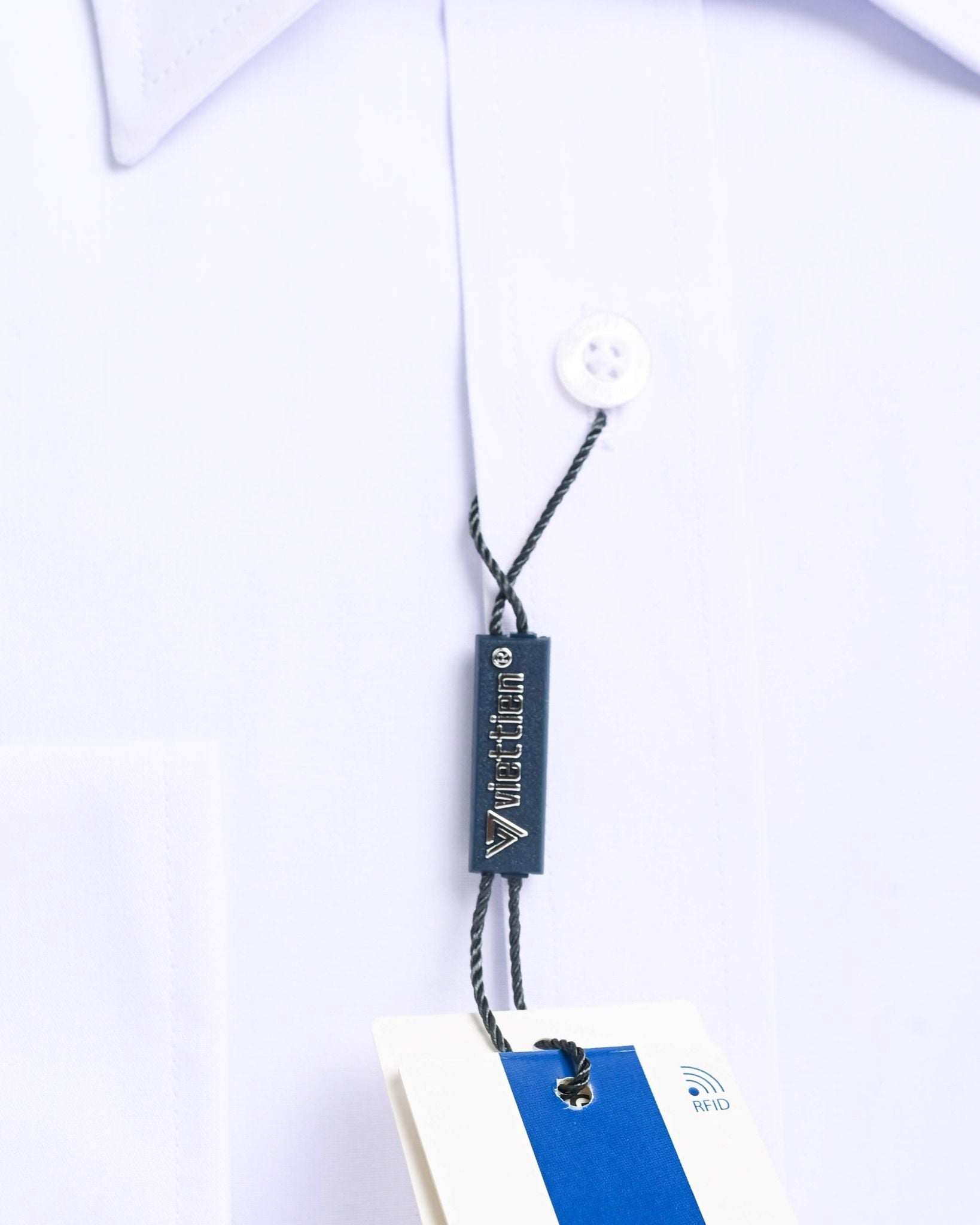  Áo sơ mi Việt Tiến tay dài trắng 