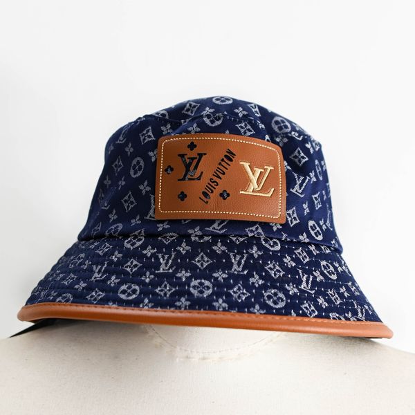 Mũ vành LV 