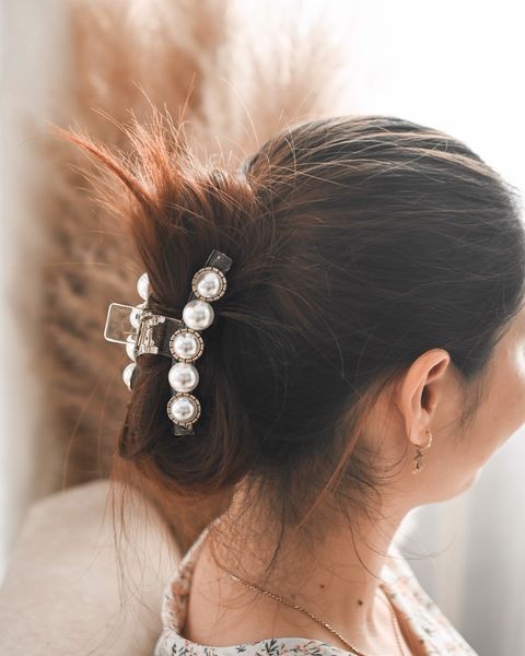  Gắp ngọc trai đen 