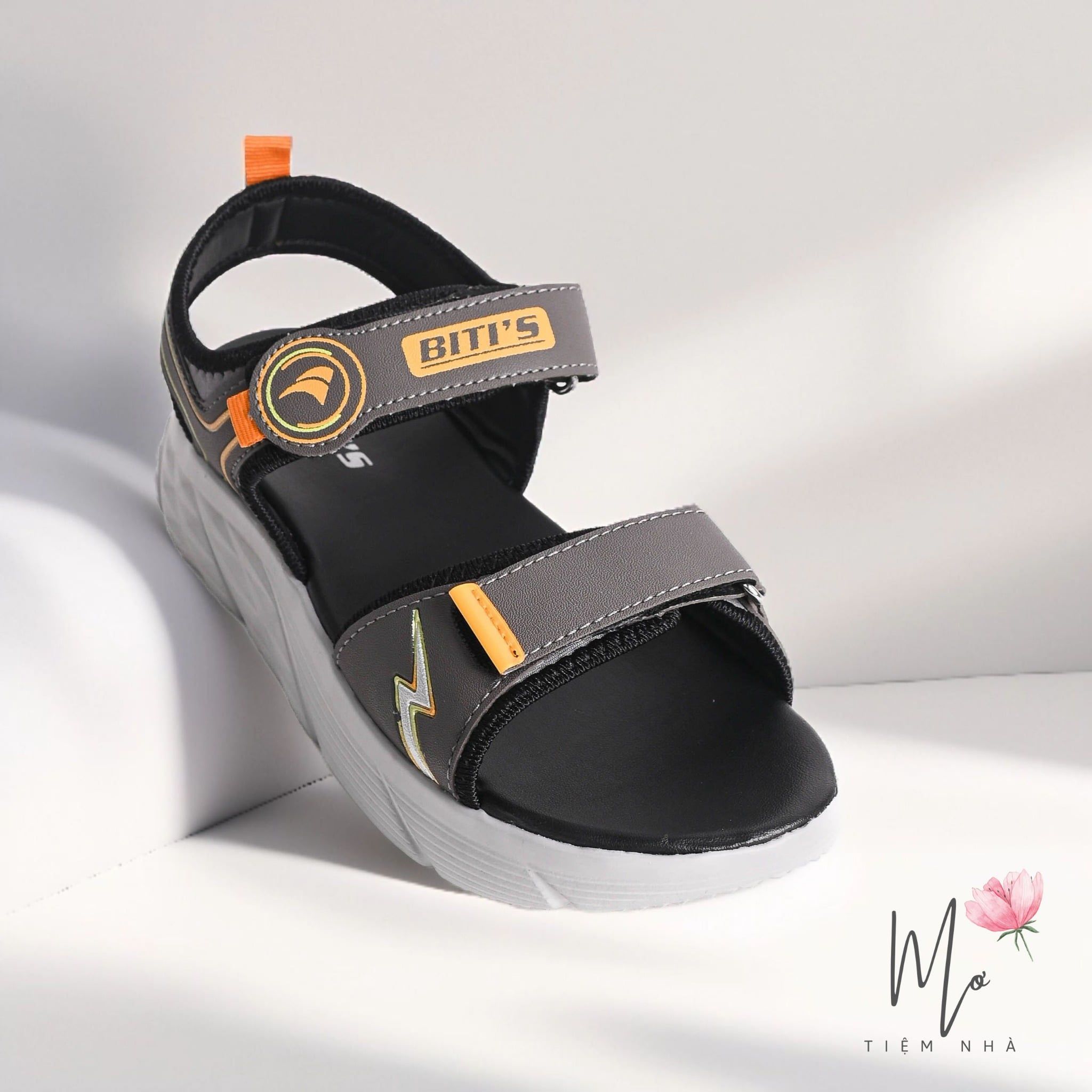  Sandal Biti's bé trai (30--38) 